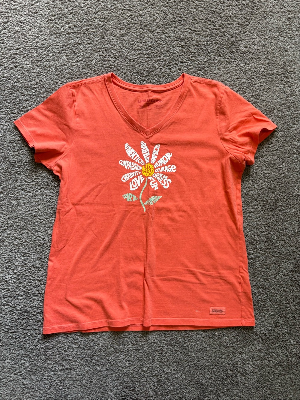 Life Is Good Daisy Word Art V-Neck Crusher Tee Orange/Pink Size L